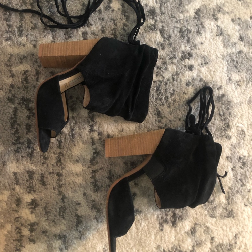 Kristin Cavallari by Chinese Laundry Heel Booties
